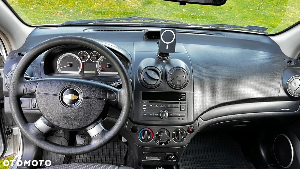 Chevrolet Aveo - 2
