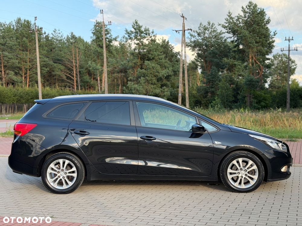 Kia Ceed 1.4 CVVT Dream Team Edition - 6