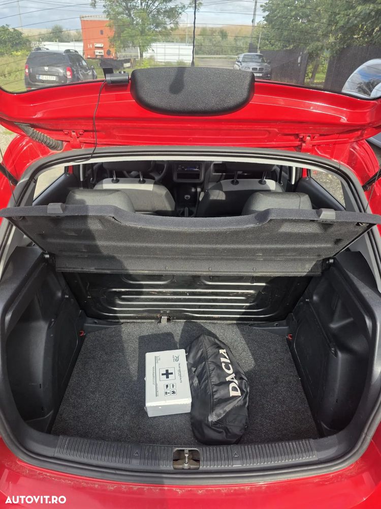 Skoda Fabia 1.2 HTP Dinamic - 9