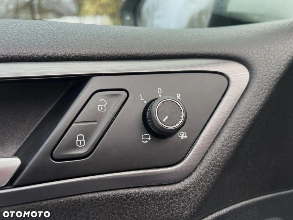 Volkswagen Golf 1.4 TSI BlueMotion Technology Lounge - 31