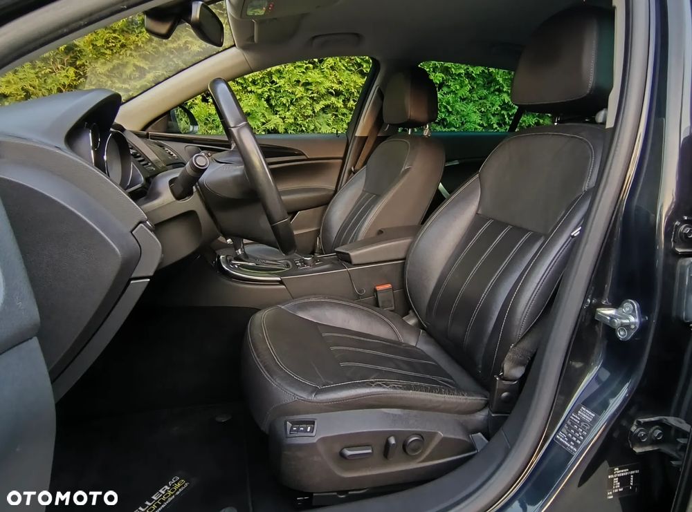 Opel Insignia 2.0 CDTI Automatik 4x4 Sport - 2