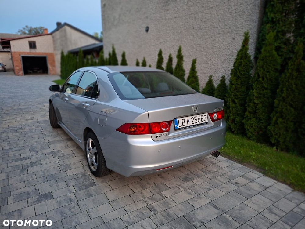 Honda Accord 2.0 i Automatik Executive - 3