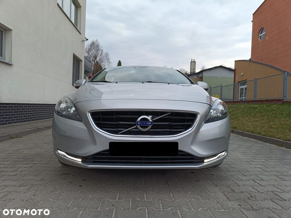 Volvo V40 D2 Kinetic - 9