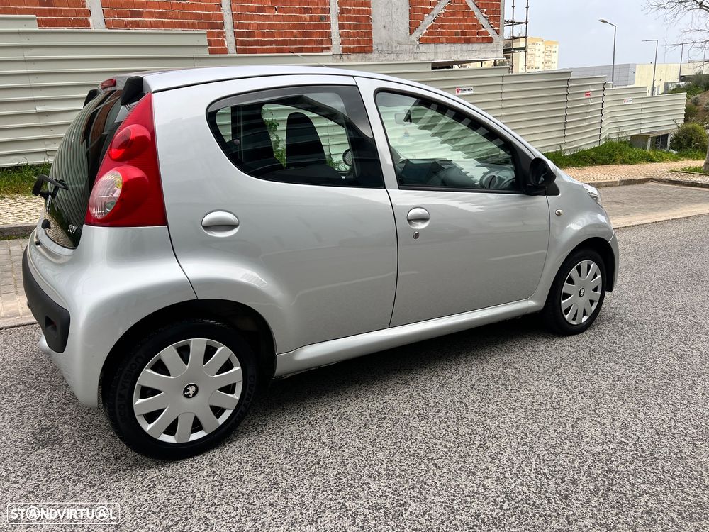Peugeot 107 1.0 Trendy - 6