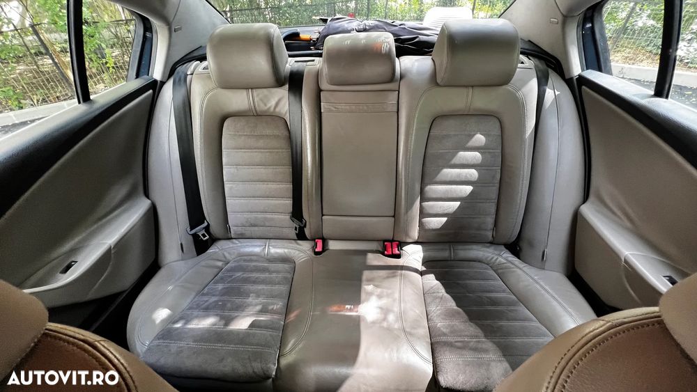 Volkswagen Passat 2.0TDI Highline DPF - 9
