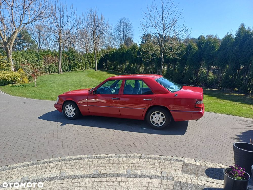 Mercedes-Benz Klasa E - 4