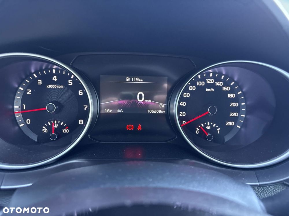 Kia Ceed - 14