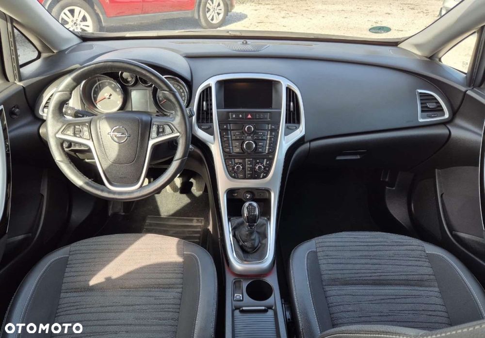 Opel Astra - 10