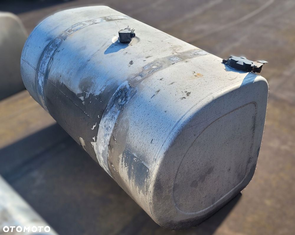 ZBIORNIK PALIWA VOLVO FH / RENAULT GAMA T 20503508 530L - 3
