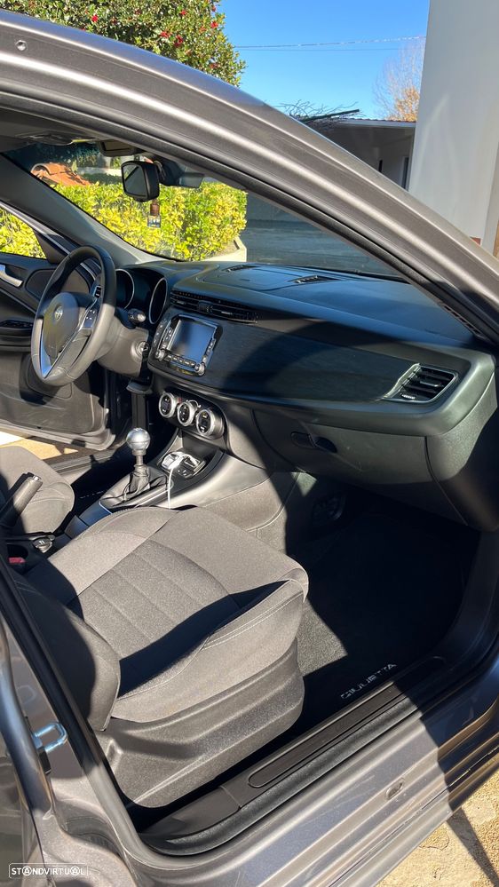 Alfa Romeo Giulietta 1.6 JTDM Super - 11
