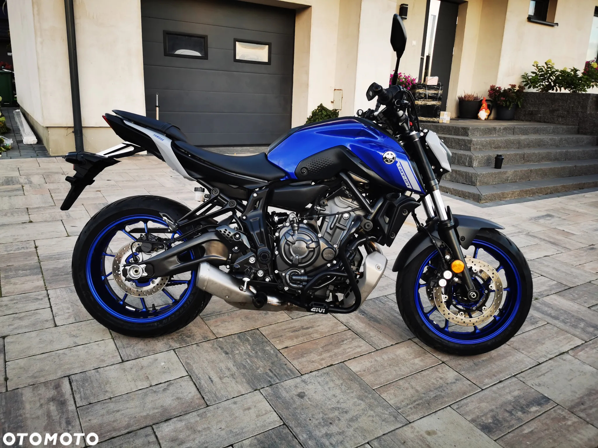 Yamaha MT - 2