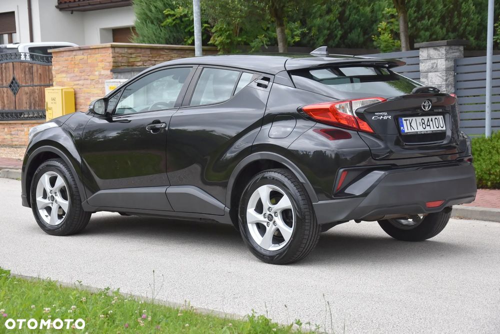 Toyota C-HR 1.2 Turbo Team Deutschland - 7