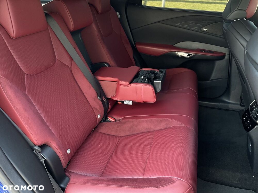 Lexus RX - 12