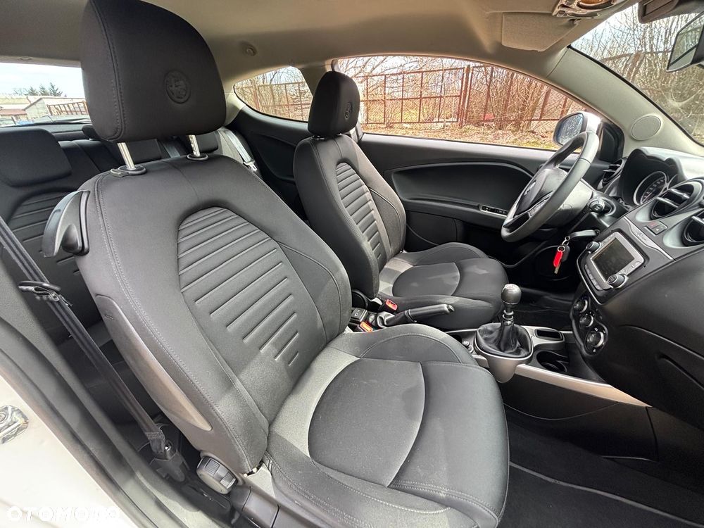 Alfa Romeo Mito 1.4 Distinctive EU6 - 40