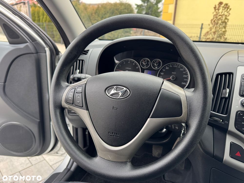 Hyundai i30 1.6 Style - 29