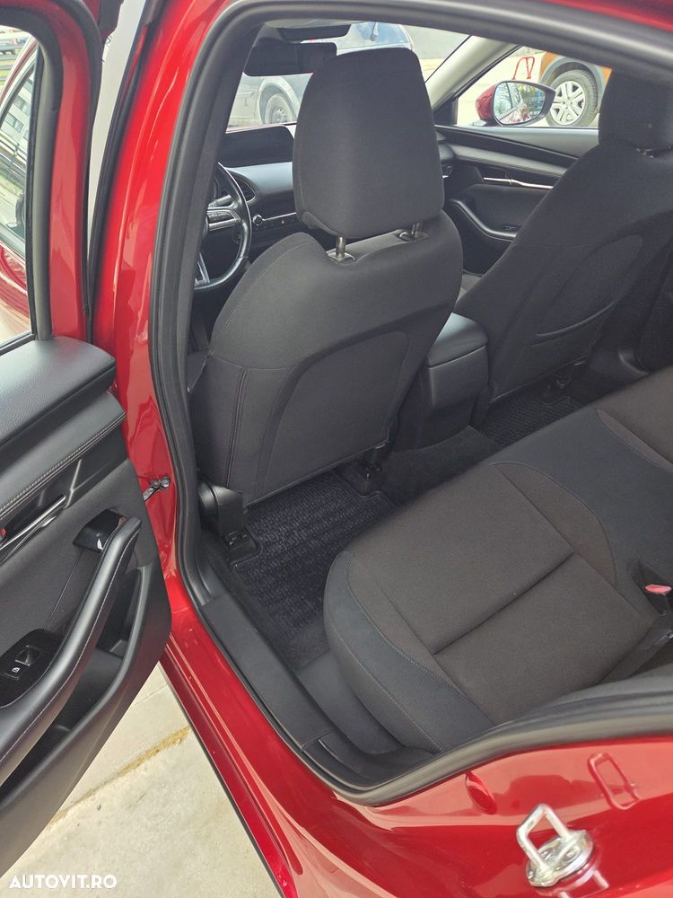 Mazda 3 G122 AT Plus - 3