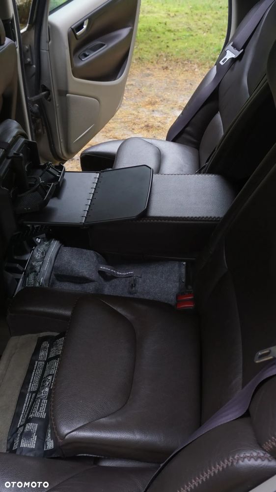 Volvo XC 70 - 15