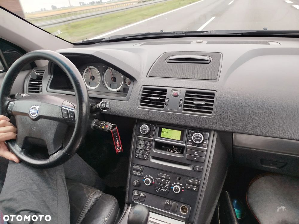 Volvo XC 90 - 8