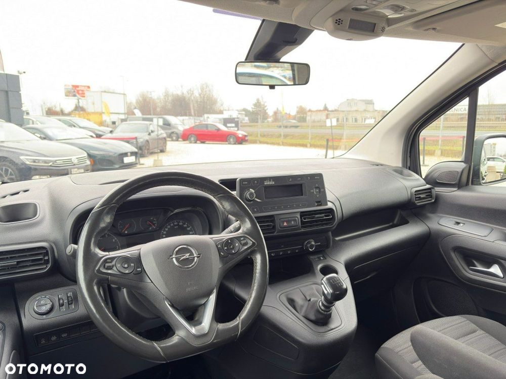 Opel Combo 1.2 Turbo S&S - 12