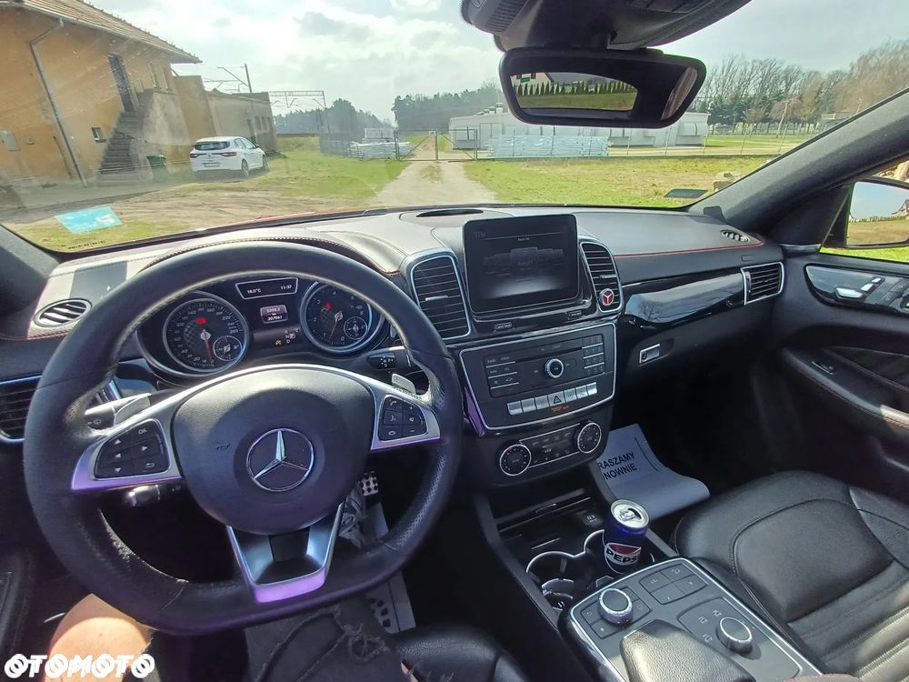 Mercedes-Benz GLE - 15