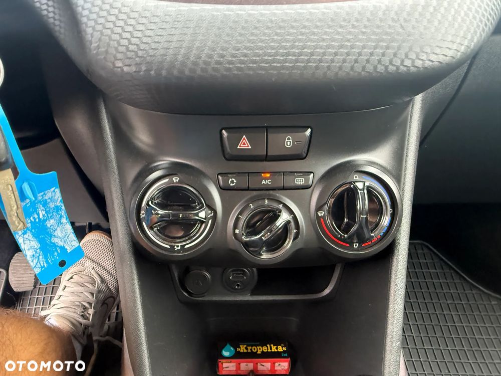 Peugeot 2008 e-HDi FAP 92 STOP & START Active - 29