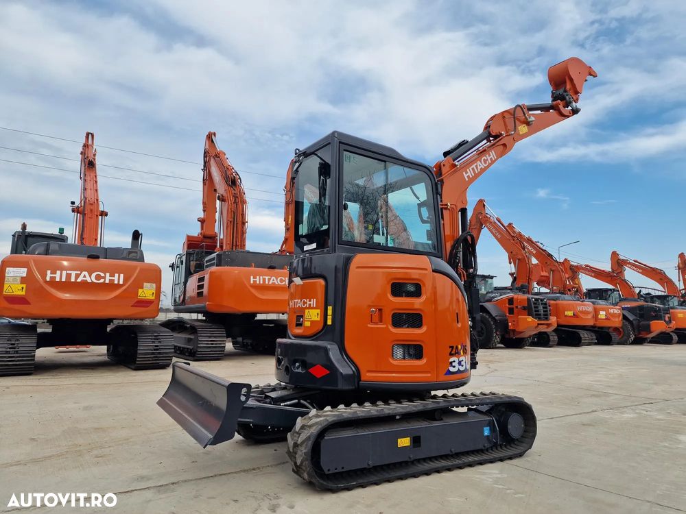 Hitachi 3,7t, ZX33U-6, cupla rapida+2 cupe excavare+cupa taluz, inst picon, Aer conditionat, lama nivelare, produs in JAPONIA, garantie 1an, posibilitate leasing-44.900 EUR+Tva - 20