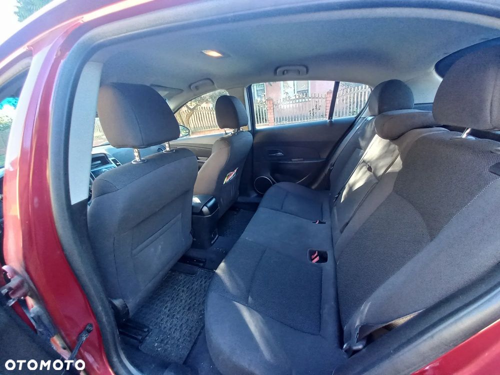 Chevrolet Cruze 1.8 LT - 7