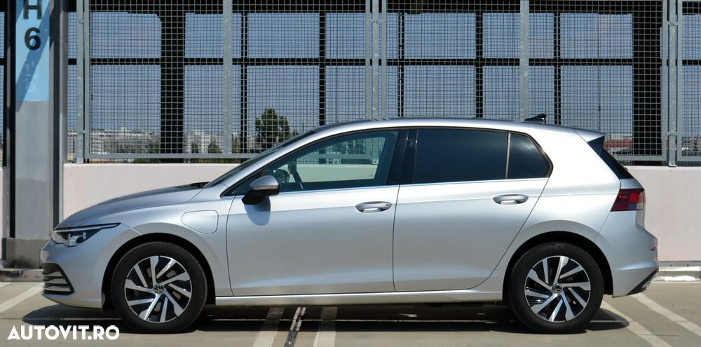 Volkswagen Golf 1.4 eHybrid OPF DSG Style - 18