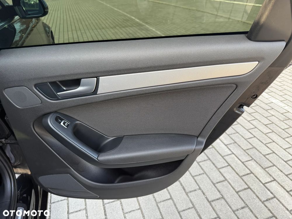 Audi A4 Avant 2.0 TDI DPF Ambition - 39