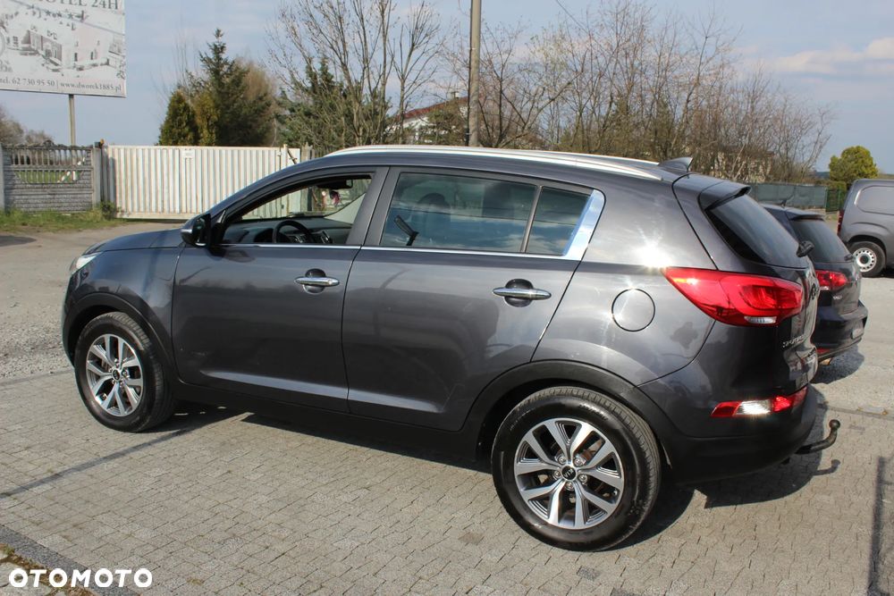 Kia Sportage 1.7 CRDI 2WD ISG Dream-Team Edition - 9