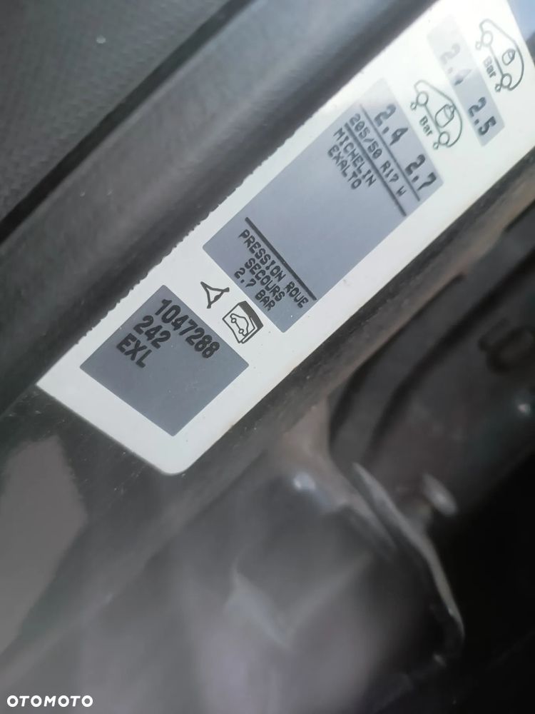 Citroen C4 VTS - auto na części - silnik 2.0 RFK 130kW 177KM , kolor EXL - 8