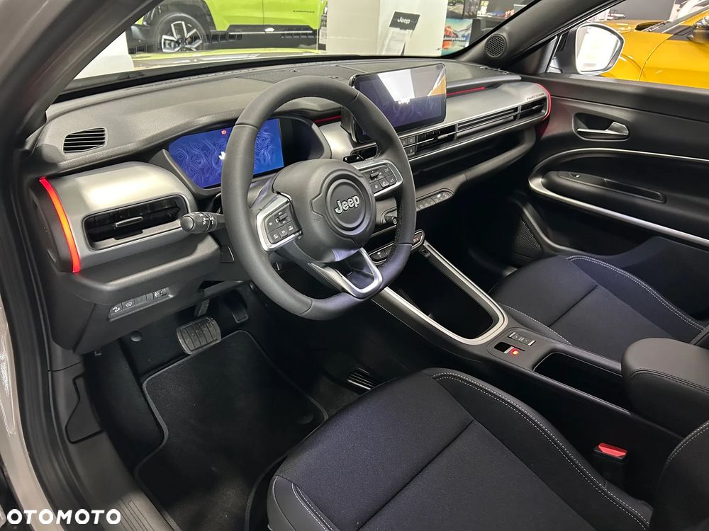 Jeep Avenger 1.2 T3 mHEV Summit FWD eDCT6 - 12