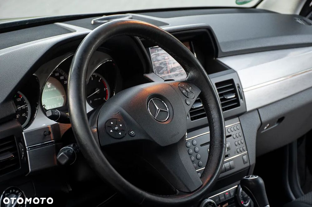Mercedes-Benz GLK 350 CDI DPF 4Matic 7G-TRONIC - 32