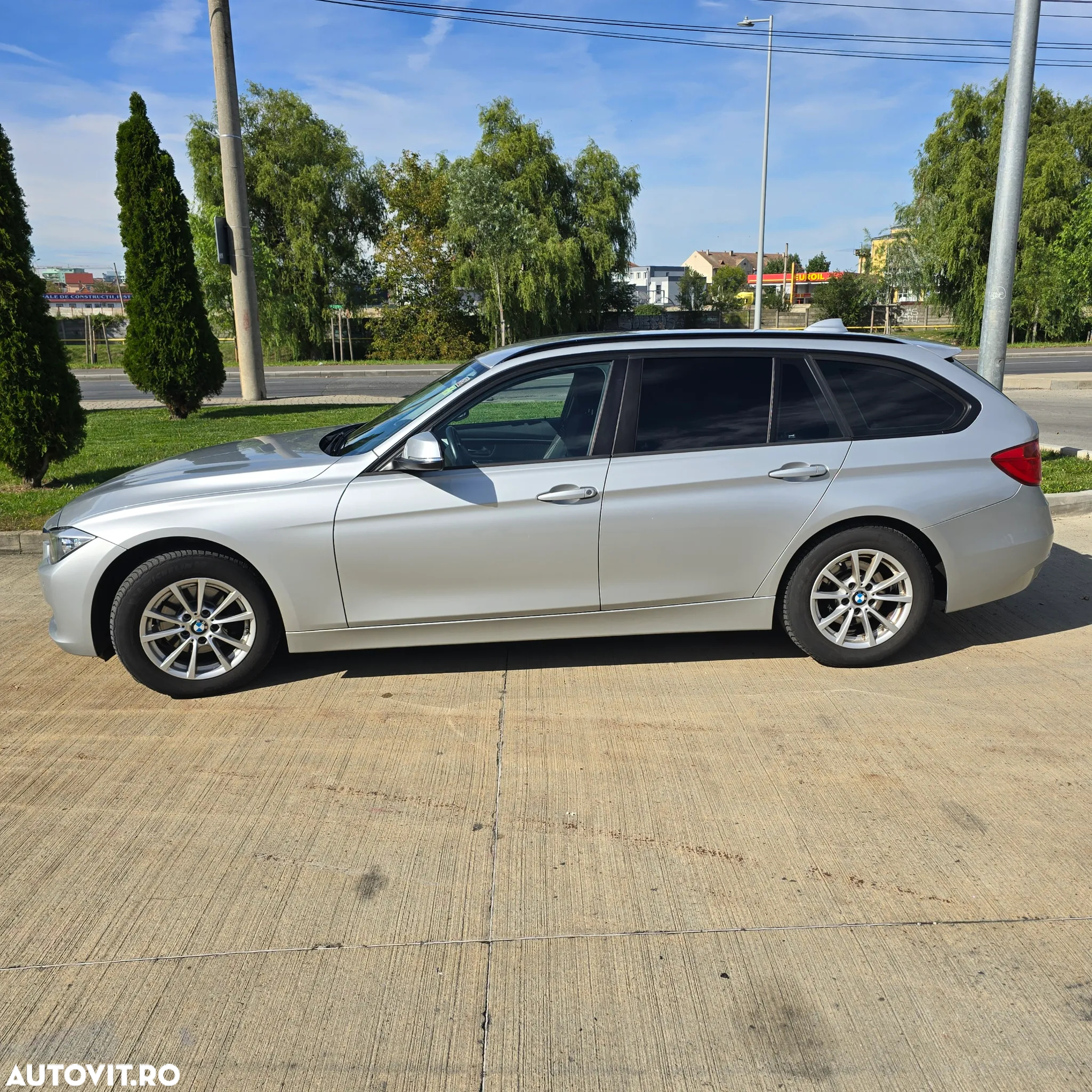 BMW Seria 3 318d xDrive Touring Modern Line - 5