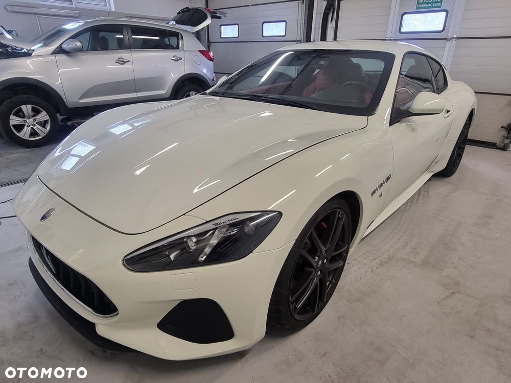 Maserati GranTurismo Sport - 21