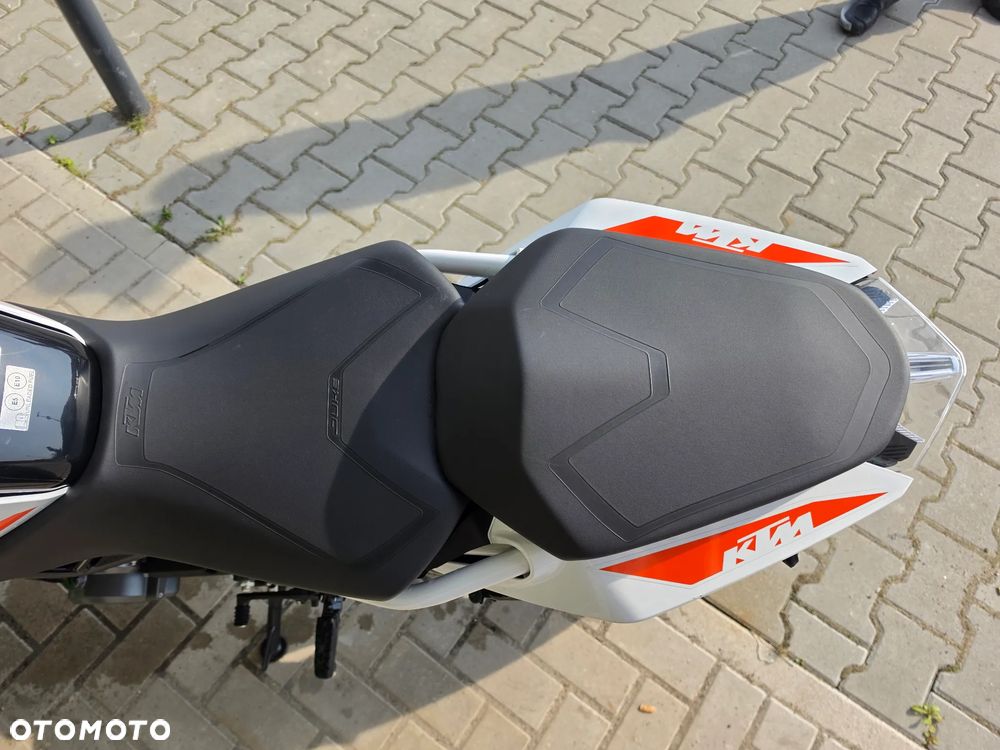 KTM Duke 390 - 5