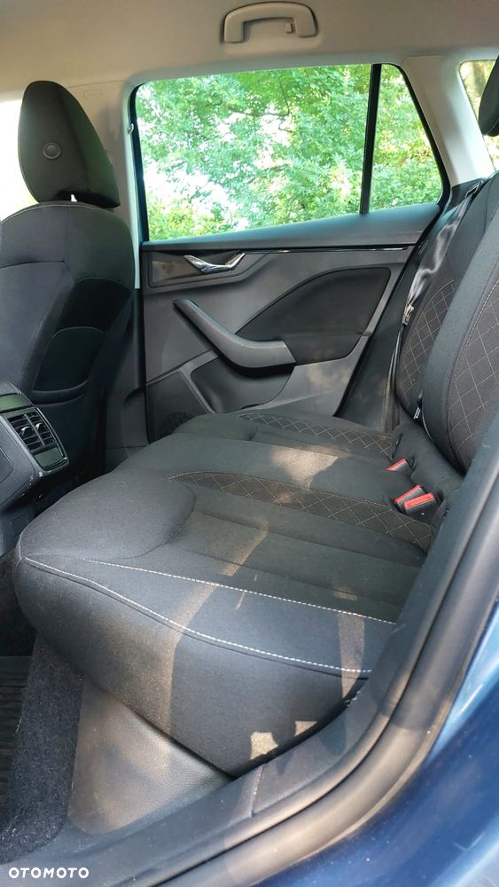 Skoda Kamiq 1.5 TSI Ambition - 11