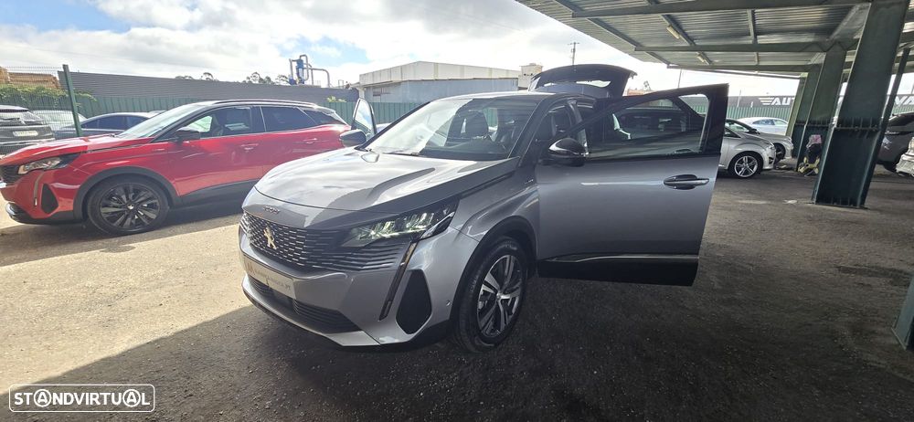 Peugeot 3008 1.6 Hybrid Allure Pack e-EAT8 - 23