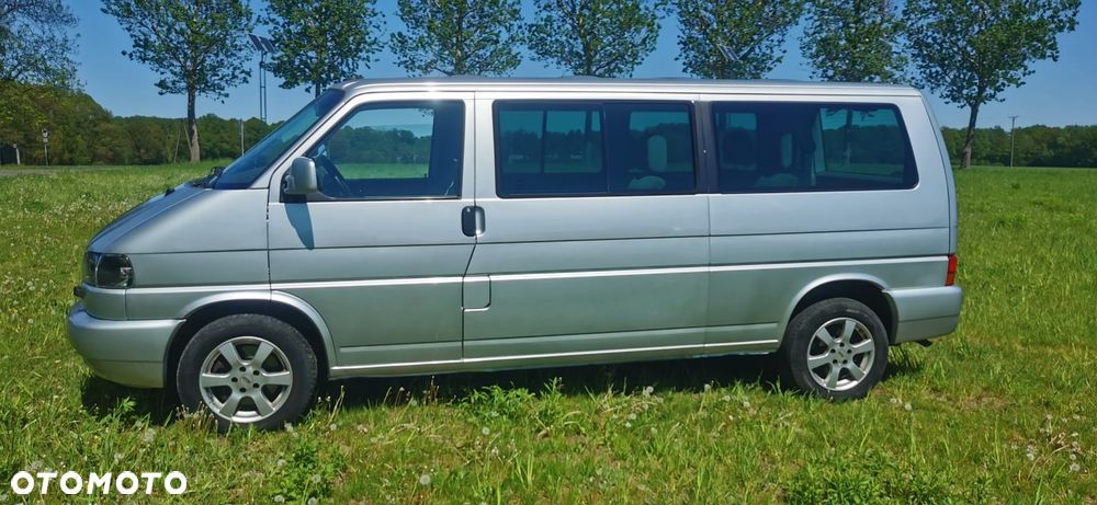 Volkswagen Caravelle - 5
