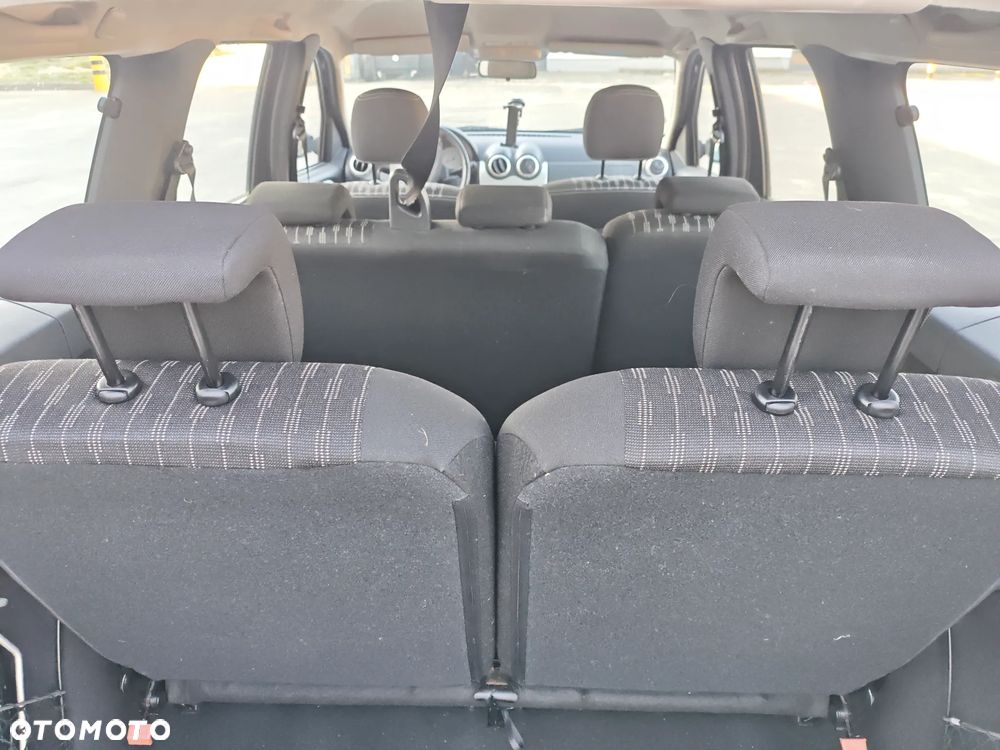 Dacia Logan 1.5 dCi Black Line - 9