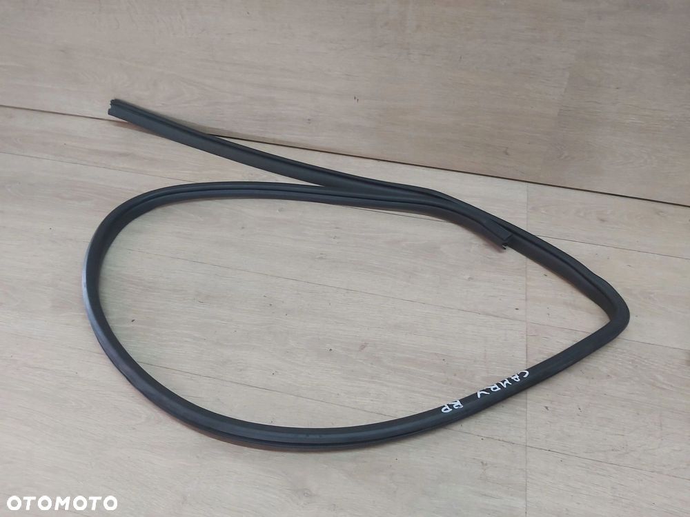 TOYOTA Camry VI XV40 uszczelka karoseryjna drzwi prawy przód 06-11r - 1