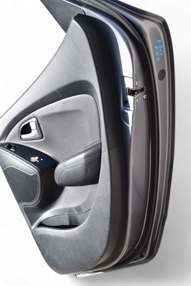 Drzwi Prawy Tył HYUNDAI IX35 I Przedlift 09-12 kod lakieru: ZAR - 9