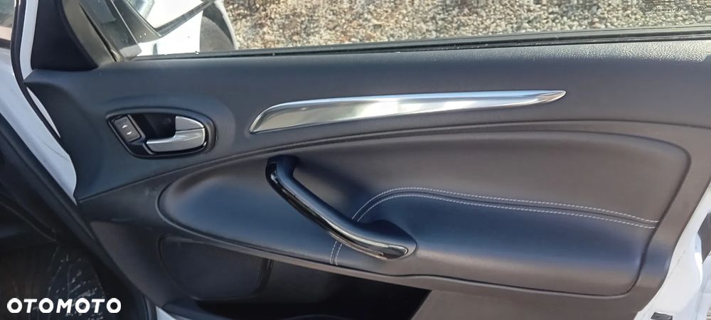 Ford S-Max 2.2 TDCi DPF Platinium X - 29