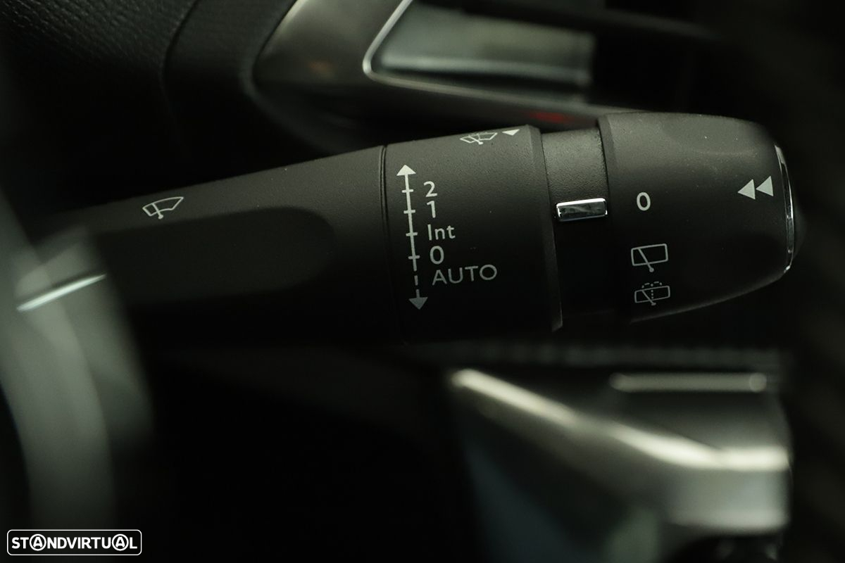 Peugeot 3008 1.2 PureTech Allure Pack - 19