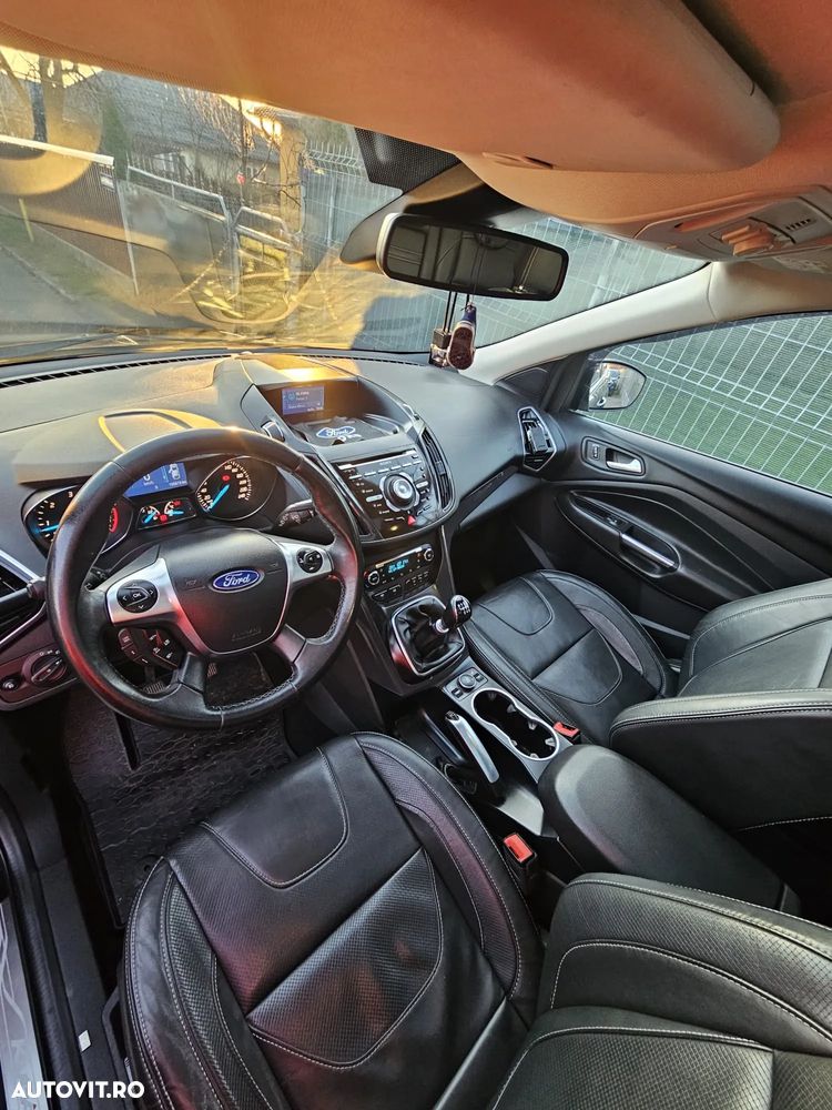 Ford Kuga - 5