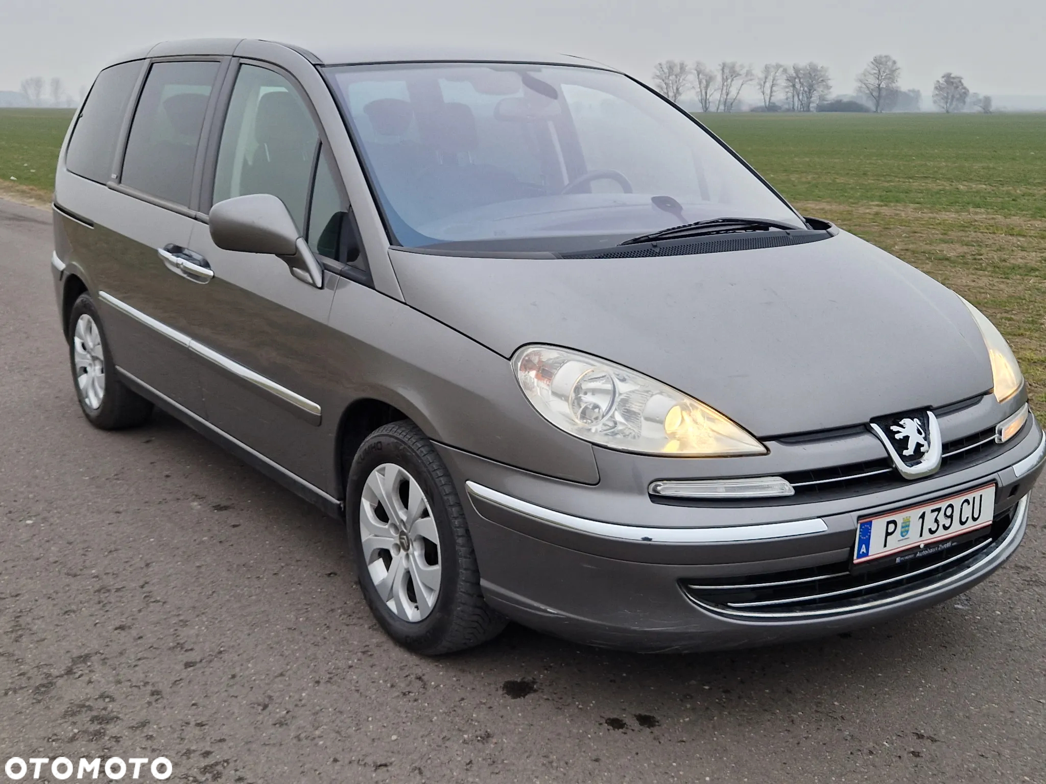 Peugeot 807 HDi 135 Family - 16