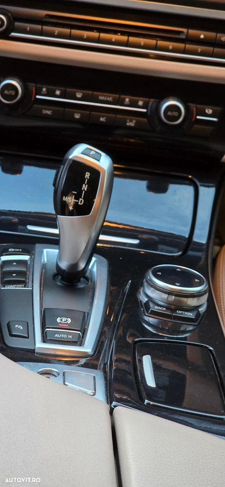 BMW Seria 5 520d - 16