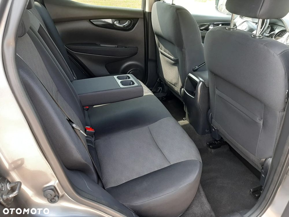 Nissan Qashqai 1.6 DCi Tekna+ - 29