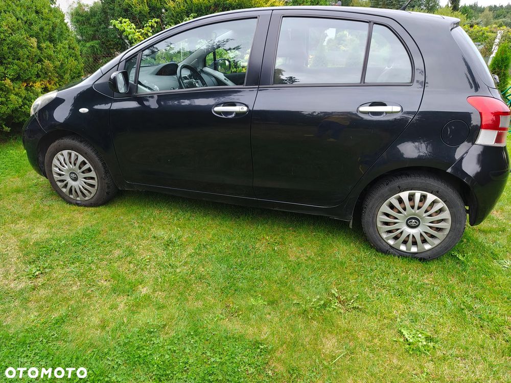 Toyota Yaris 1.33 Luna - 8