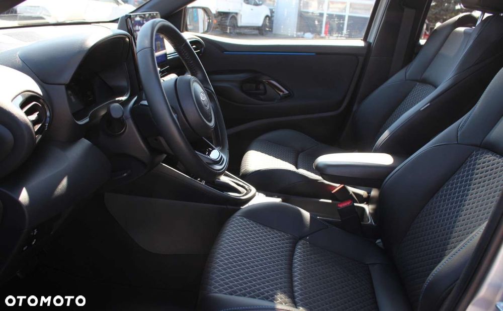 Toyota Yaris - 13